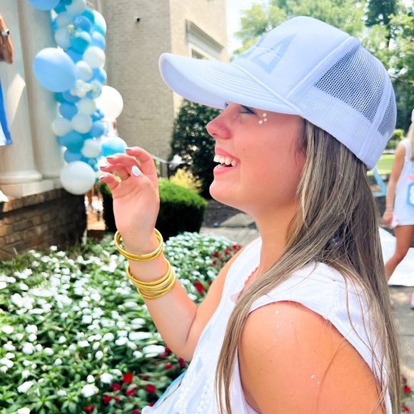 Meet your Posher, Sydney - Picture 1 of 5